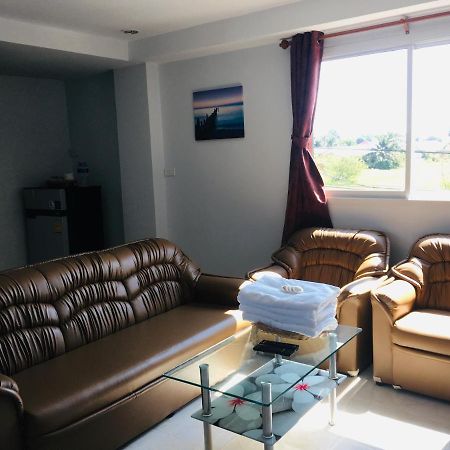 Thong Tat Serviced Apartments Hua Hin Bagian luar foto